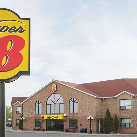 Super 8 Mount Hope/Hamilton International Airport Hotel Buitenkant foto